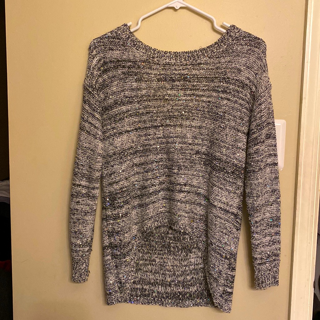 Euc Women’s Material Girl Sequined Crop Sweater With Tie Back. Size S